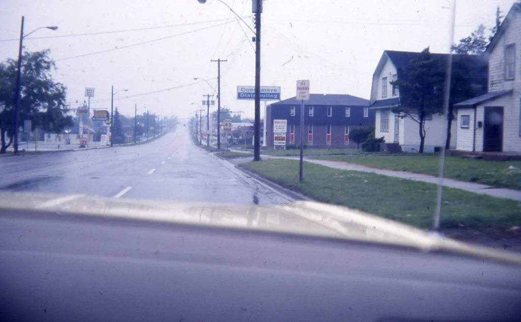 North Front Street in Belleville, Ontario, in 1974, with the Consumers Distributing store on the right.